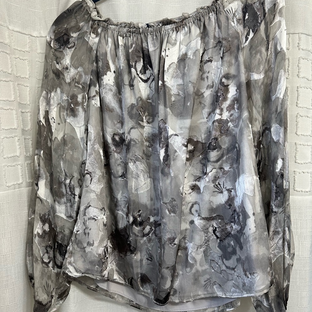WHBM silver blouse. Size M. new without tags.